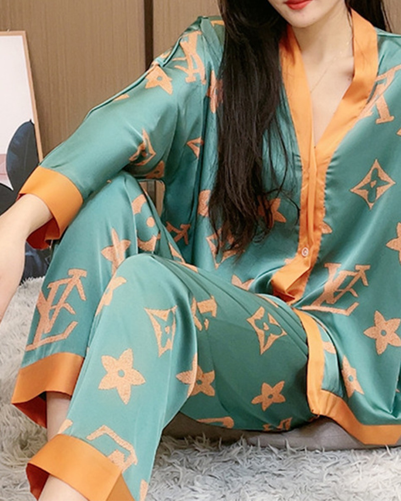 Imitation Silk Printed Pajamas Set